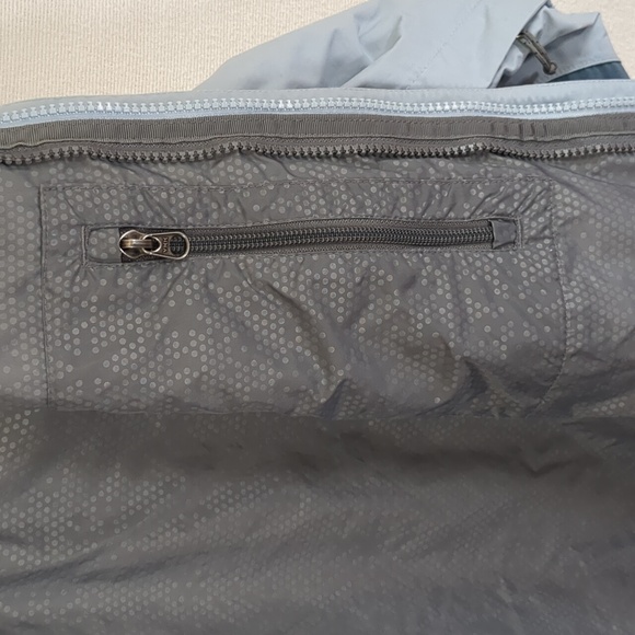 The North Face HyVent Hooded Lightweight Jacket Blue White Size Medium - Picture 13 of 16